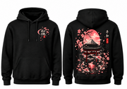 Zwarte Pagoda hoodie, voor- en achterkant naast elkaar: 和魂 op de borst; Fuji, torii en koi op de rug